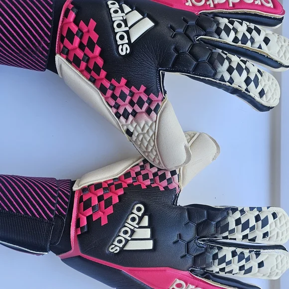 Goalkeeper Gloves Adidas Size 11 - Picture 1 of 6